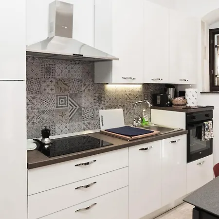 In With House A Panoramic View Holiday home Noto