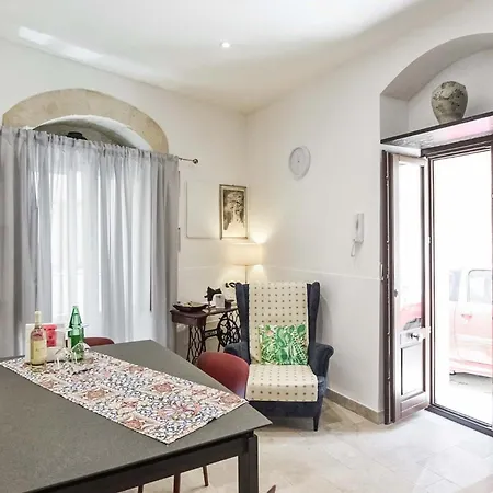 In With House A Panoramic View Holiday home Noto